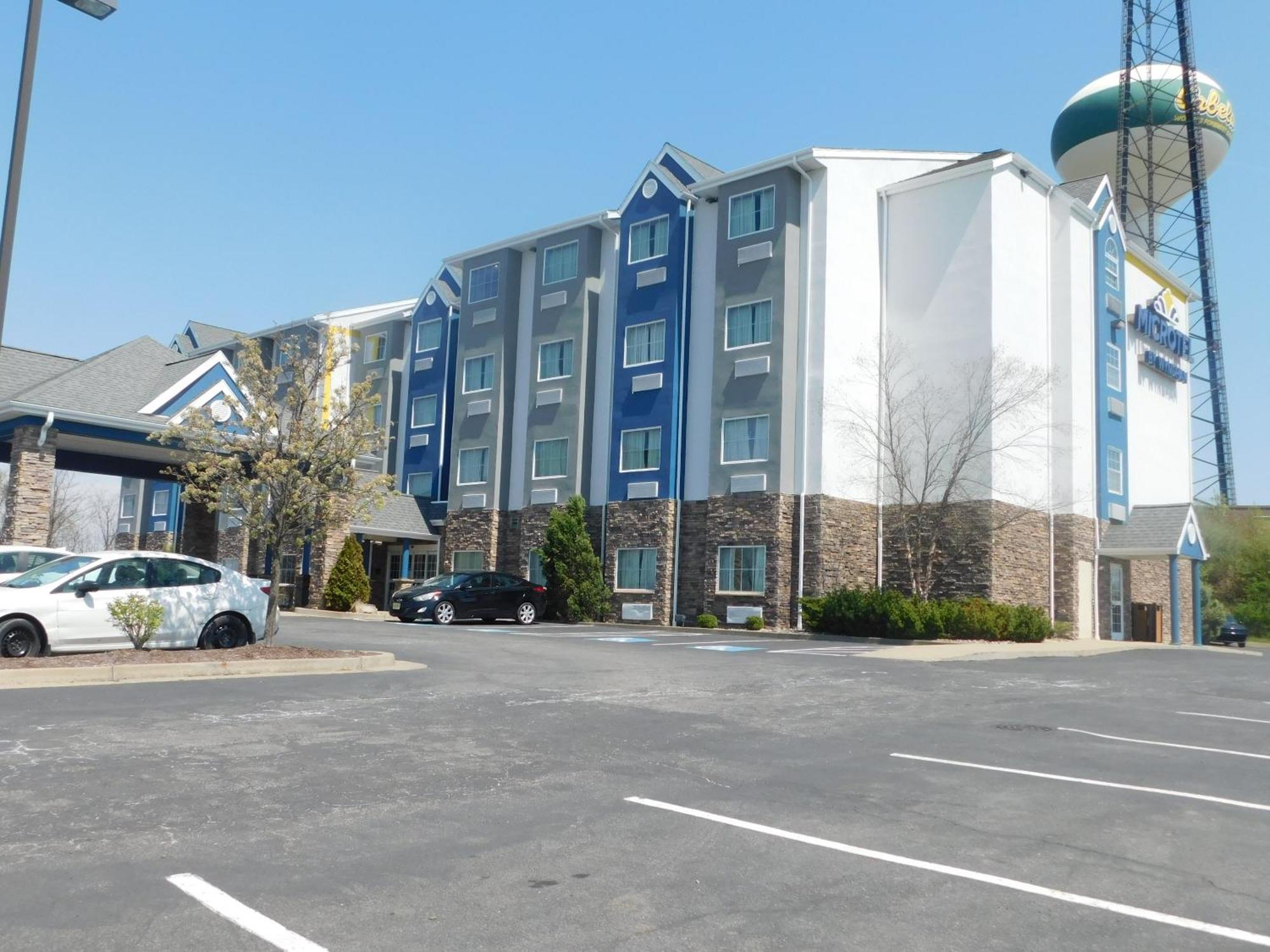 Microtel Inn & Suites By Wyndham Wheeling At The Highlands Triadelphia Εξωτερικό φωτογραφία