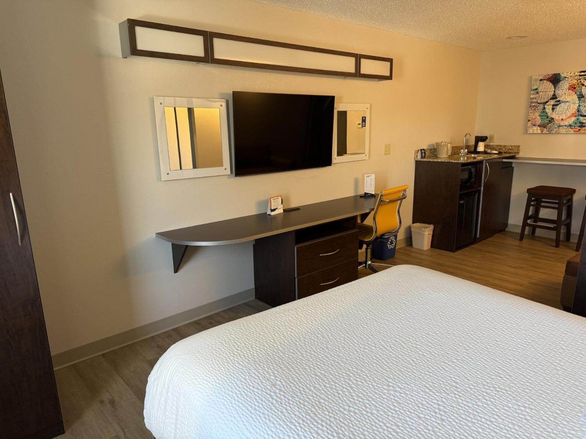 Microtel Inn & Suites By Wyndham Wheeling At The Highlands Triadelphia Εξωτερικό φωτογραφία