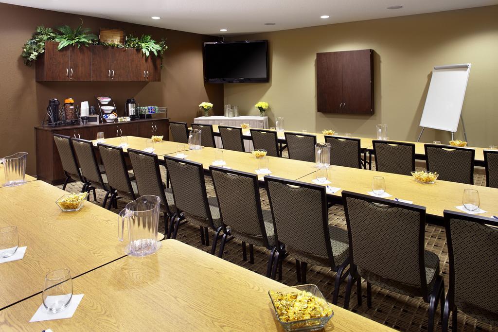 Microtel Inn & Suites By Wyndham Wheeling At The Highlands Triadelphia Εξωτερικό φωτογραφία