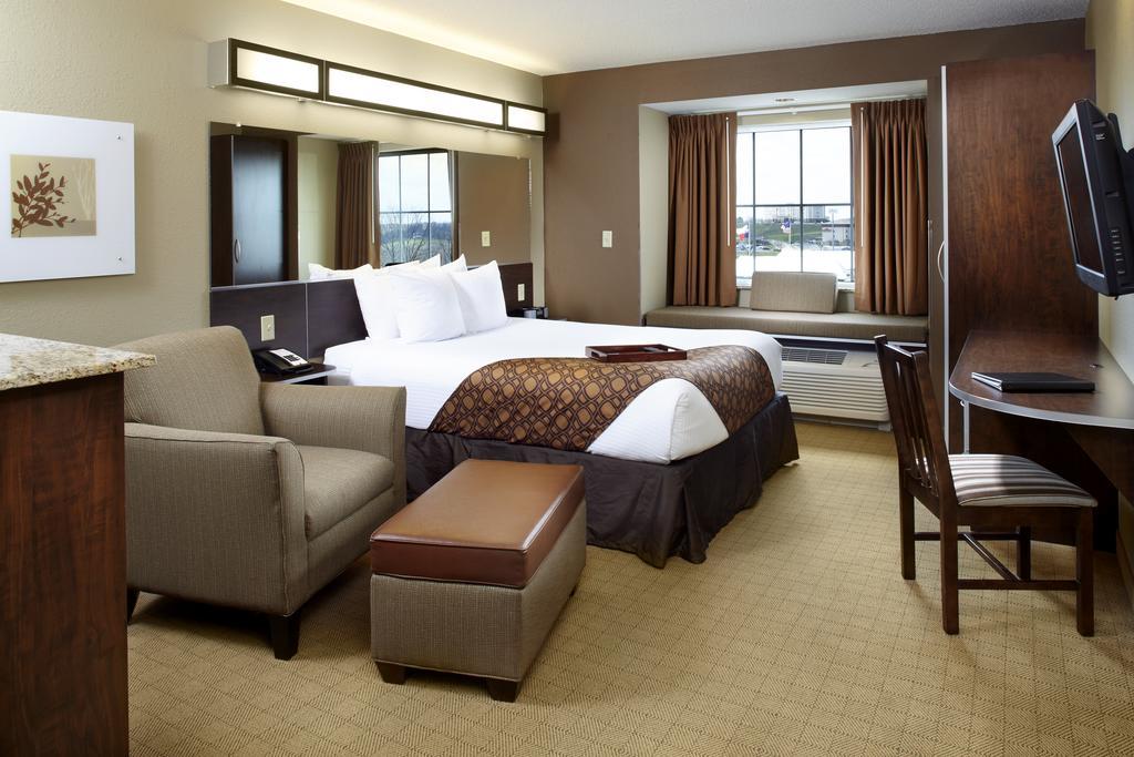 Microtel Inn & Suites By Wyndham Wheeling At The Highlands Triadelphia Εξωτερικό φωτογραφία