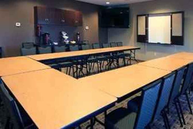 Microtel Inn & Suites By Wyndham Wheeling At The Highlands Triadelphia Εξωτερικό φωτογραφία